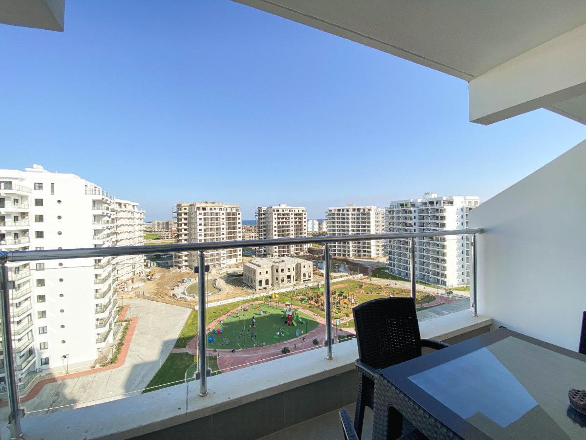 Spartacus Pool Apartments  Trikomo Exterior foto
